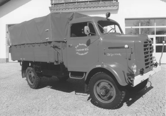 1961 Borgward.jpg